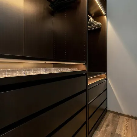 Chmielna Stylish With Garden And Parking In The Center Of By Renters * Gdańsk