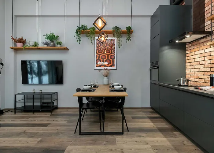 Lejlighed Chmielna Stylish With Garden And Parking In The Center Of By Renters