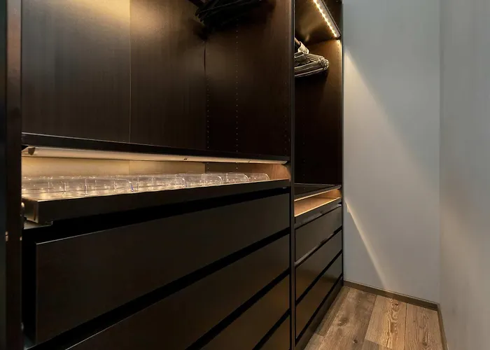 Chmielna Stylish With Garden And Parking In The Center Of By Renters * Gdańsk