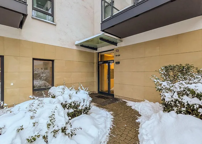 Chmielna Stylish With Garden And Parking In The Center Of By Renters * Gdańsk