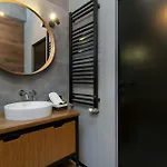 Chmielna Stylish With Garden And Parking In The Center Of By Renters Apartmán