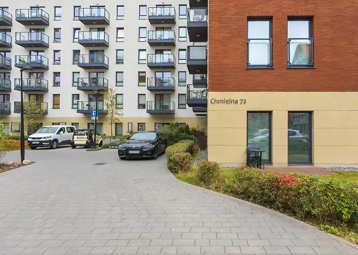 Apartament Chmielna Stylish With Garden And Parking In The Center Of By Renters